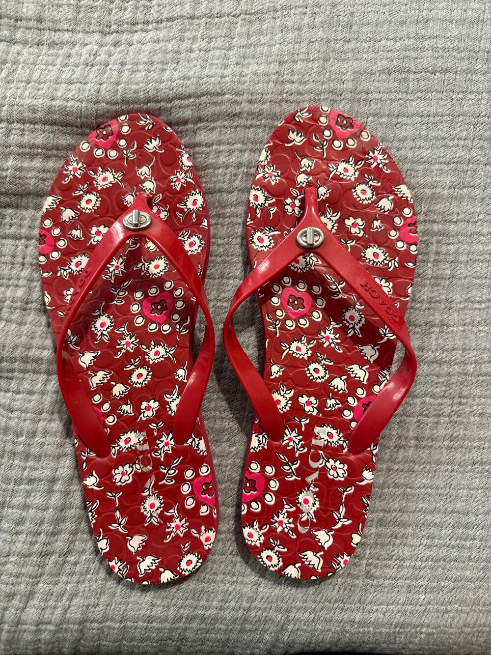 Coach Abbigail Floral Red Turnlock Flip Flops Size 9